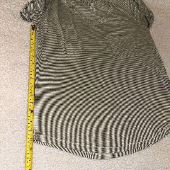Aerie Women Real Soft Olive Green White Striped Tee Size Medium - Picture 8 of 9